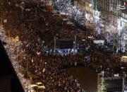 ده‌ها هزار نفر در پراگ استعفای نخست وزیر را خواستار شدند