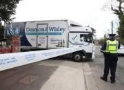 برخورد یک کامیون به درهای سفارت روسیه در دوبلین