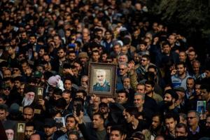 فیلم/ نوحه‌خوانی محمود کریمی در مراسم اربعین شهادت سردار سلیمانی