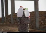 حکایت مردمان دبه به دست برای تهیه آب آشامیدنی