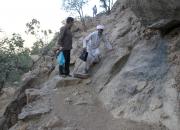 تصاویری از سفر نماینده ولی‌فقیه در چهارمحال و بختیاری به روستاهای صعب‌العبور