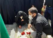 عکس/خانواده سردار حجازی در مراسم تدفین