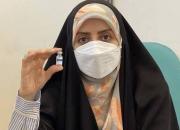 شرکت گوینده اخبار سیما در آزمایش بالینی واکسن ایرانی+ عکس
