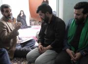 دیدار حاج حسین یکتا با خانواده شهید یزدی مدافع حرم