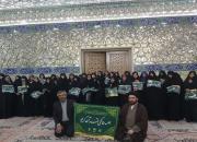۳۵ پرچم جلسات خانگی قرآن به مربیان اهدا شد