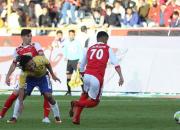 نفت آبادان ۱ - پرسپولیس ۱ / شاگردان برانکو هر چه زدند به تیر خورد 