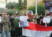 تحصن تعدادی از فعالان اجتماعی در برابر سفارت سعودی در بیروت+ عکس و فیلم