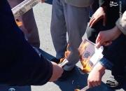 به آتش کشیدن دلار در راهپیمایی ۲۲ بهمن +عکس