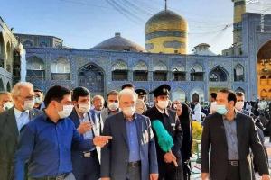 فیلم/ گفتگوی وزیر بهداشت با زائران حرم رضوی