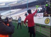 بازیگر پایتخت ورزشگاه آزادی را منفجر کرد +عکس