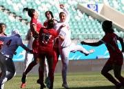 عکس/سجده شکر زنان ملی‌پوش فوتبال پس از تاریخ‌سازی