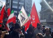 عکس/ جوانان با پرچم الحشد الشعبی در راهپیمایی