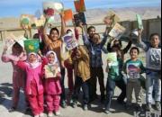 آتش به اختیارها درکنار دانش آموزان بی بضاعت/12 روستا تحت حمایت یک مؤسسه جهادی