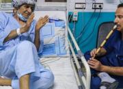 عکس/ حرکت زیبای پرستار یزدی برای روحیه‌دادن به بیماران