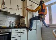 عکس/ صعود کوهنوردان در آشپزخانه
