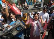 عکس/ تظاهرات متفاوت هندی‌ها علیه افزایش قیمت گاز