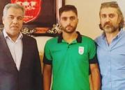 بازیکن استقلال با یک بند پرسپولیسی شد +عکس