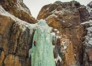 عکس/ آبشار یخی در جاده چالوس
