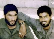 عکس/ شهید حاج قاسم در کنار شهید حاج احمد