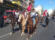 اسب سواری در راهپیمایی 22 بهمن +عکس