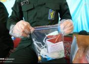عکس/ توزیع بسته بهداشتی پیشگیری از کرونا در قم