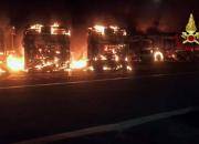 عکس/ آتش گرفتن ۳۰دستگاه اتوبوس در ایتالیا