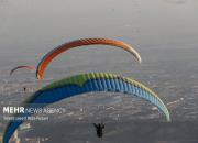 عکس/ جشنواره ورزش های هوایی در دریاچه خلیج فارس