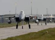 ۶ فروند جنگنده اف- ۱۵ آمریکا در استونی فرود آمدند