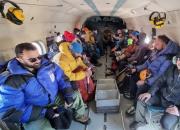 نجات و انتقال ۱۲ کوهنورد گم‌شده در آبعلی از ارتفاعات به نقطه امن +عکس