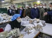 عکس/ بازدید وزیر دفاع از کارخانه تولید ماسک‌های پیشرفته