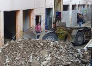 عکس/ رانش زمین ده‌ها خانه را مدفون کرد