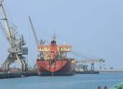 غارت بیش از ۴۰ میلیون دلار نفت یمن توسط ائتلاف سعودی