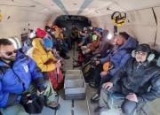 فیلم/ انتقال کوهنوردان گم‌شده با بالگرد