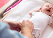 چرا نوزادان در ابتدای تولد سکسکه می‌کنند؟