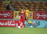 سد ۲ امتیازی فولاد مقابل سپاهان/ پرسپولیس صدرنشین باقی ماند