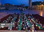 عکس/ حوالی افطار در میدان امام حسین(ع)