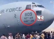 ۱۱ سپتامبر روی بدنه هواپیمای آمریکایی که از افغانستان برخاست +عکس