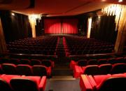 کاهش تعداد تماشاگران به‌رغم افزایش ابتذال در سینما