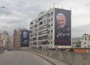 عکس/ نصب بنر حاج قاسم و ابومهدی المهندس در بیروت