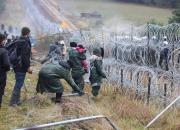 درخواست نخست‌وزیر لهستان از ناتو برای اقدام علیه پناهجویان