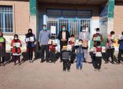اهدای کتاب به مناطق محروم توسط گروه جهادی شهدا