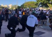 فیلم/ همبستگی پلیس پورتلند با معترضین