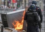 فیلم/ نوازش معترضان به نشست"گروه۷" توسط پلیس فرانسه