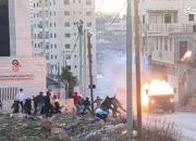 فلسطینی‌ها خودروی نظامی اسرائیلی را در رام‌الله به آتش کشیدند +فیلم